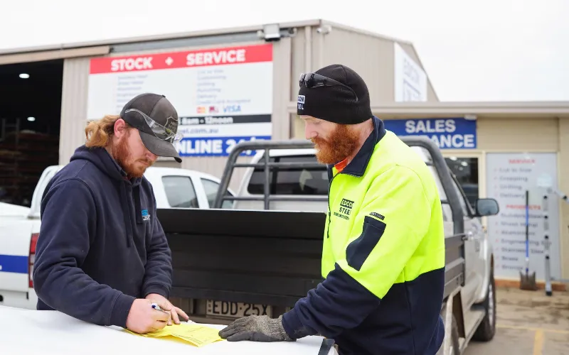 ES -Storemen and Truck Drivers job